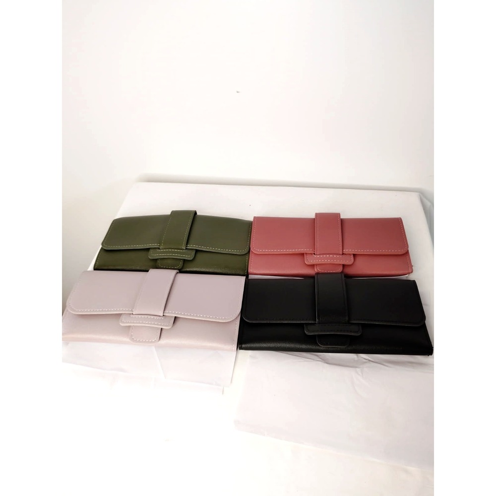 Set of 4 Women's Wallets Zip Coin Pocket Bill Holder Card Slots Multi Color NWOT